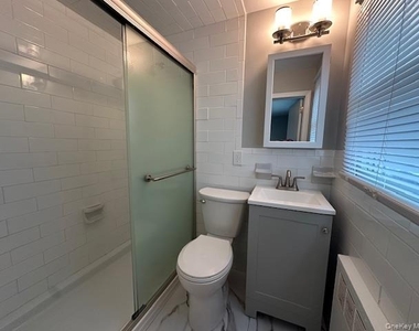 7 Linwood Road N - Photo Thumbnail 9