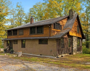 5 Riverby Lane - Photo Thumbnail 4