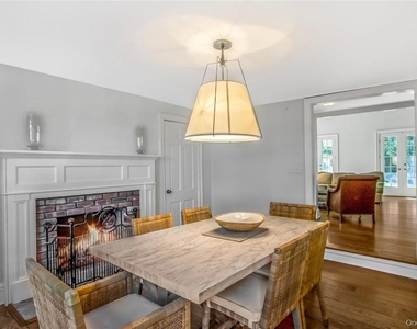 619 N Broadway - Photo Thumbnail 12