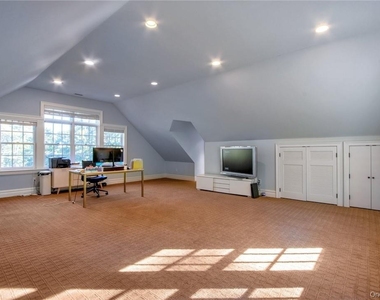619 N Broadway - Photo Thumbnail 25