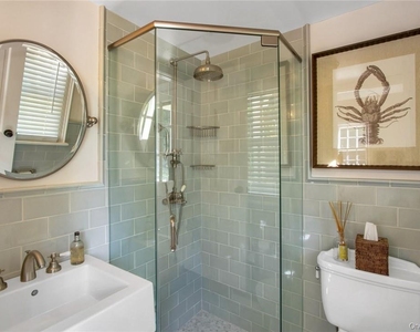 619 N Broadway - Photo Thumbnail 21