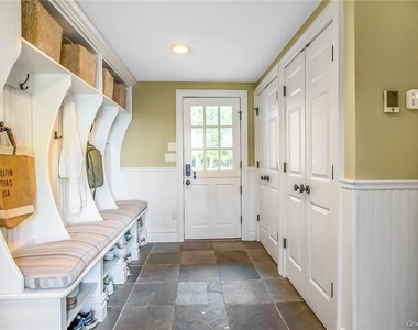 619 N Broadway - Photo Thumbnail 27