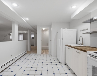 25 Woodland Terrace Court - Photo Thumbnail 23