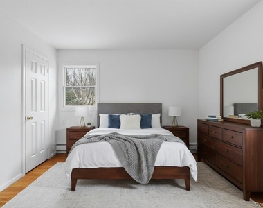 25 Woodland Terrace Court - Photo Thumbnail 22