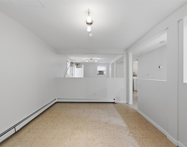 25 Woodland Terrace Court - Photo Thumbnail 14