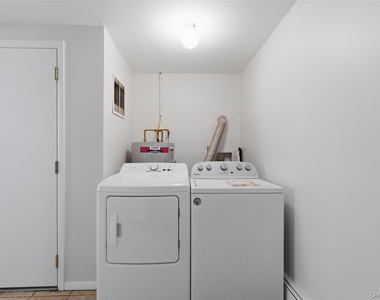 25 Woodland Terrace Court - Photo Thumbnail 17