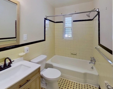 31 Parkwood Street - Photo Thumbnail 27