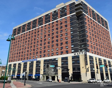 1 Carriage City Plaza - Photo Thumbnail 1