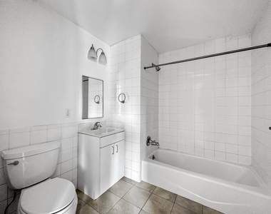 E 147th St - Photo Thumbnail 5