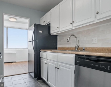 301 N Beauregard Street - Photo Thumbnail 17