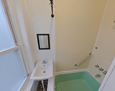 2304 N Smedley Street - Photo Thumbnail 7