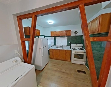 2304 N Smedley Street - Photo Thumbnail 4