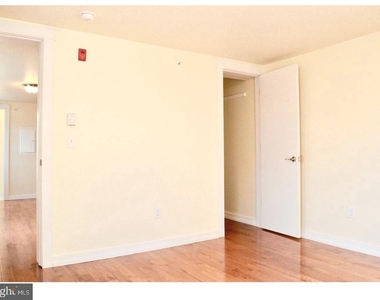 415 S Broad Street - Photo Thumbnail 4