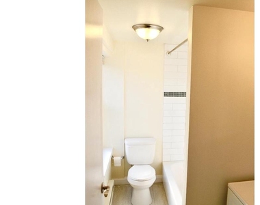 415 S Broad Street - Photo Thumbnail 8