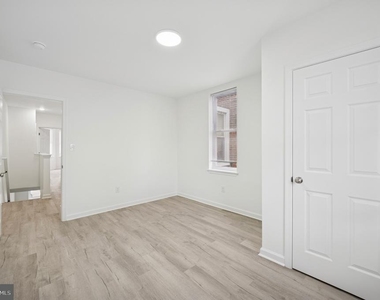2928 N 27th Street - Photo Thumbnail 10