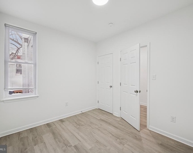 2928 N 27th Street - Photo Thumbnail 11