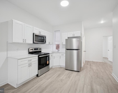 2928 N 27th Street - Photo Thumbnail 4