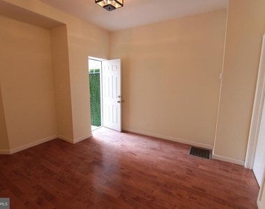 1852 N Willington Street - Photo Thumbnail 12