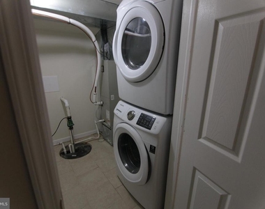 1852 N Willington Street - Photo Thumbnail 9