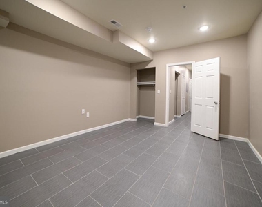 1808 N Willington Street - Photo Thumbnail 3