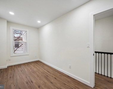 1702 N Stillman Street - Photo Thumbnail 6