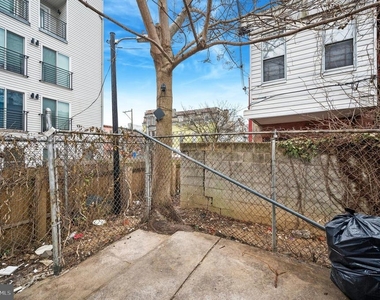 1702 N Stillman Street - Photo Thumbnail 12