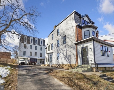 6712 Ridge Avenue - Photo Thumbnail 14