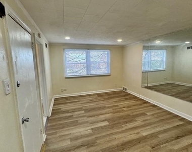 7972 Forrest Avenue - Photo Thumbnail 3