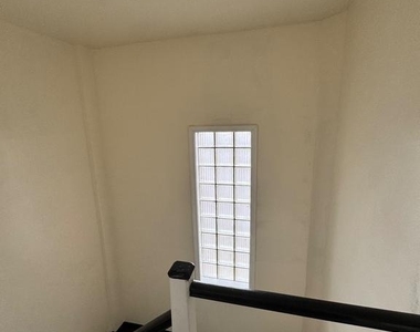 7972 Forrest Avenue - Photo Thumbnail 21