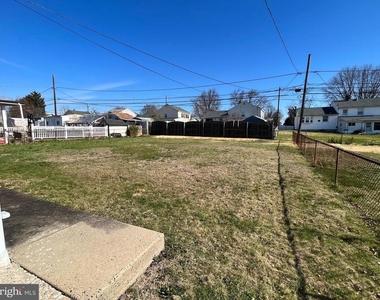 509 Larkspur Street - Photo Thumbnail 12