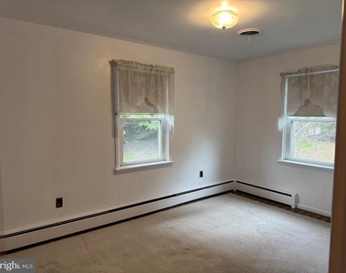 1018 Lancaster Pike - Photo Thumbnail 9