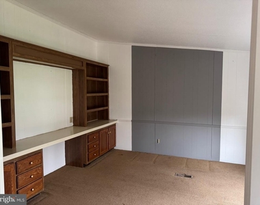 509 Martins Corner Road - Photo Thumbnail 5