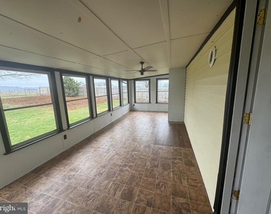 509 Martins Corner Road - Photo Thumbnail 13