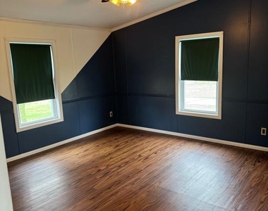 509 Martins Corner Road - Photo Thumbnail 12