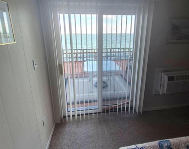 745 Mooring Road - Photo Thumbnail 9