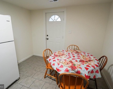 231 Newton Street - Photo Thumbnail 29