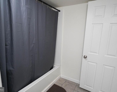231 Newton Street - Photo Thumbnail 19