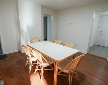 231 Newton Street - Photo Thumbnail 14