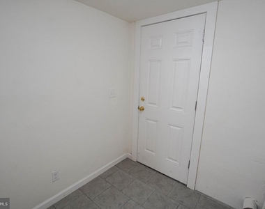 231 Newton Street - Photo Thumbnail 25