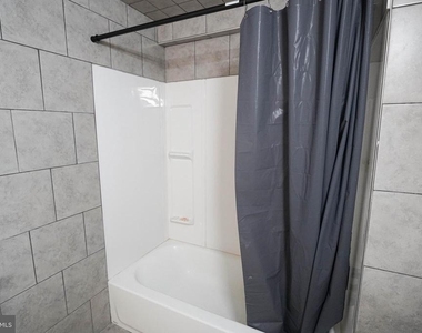231 Newton Street - Photo Thumbnail 18