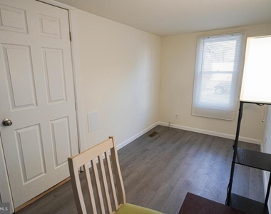 231 Newton Street - Photo Thumbnail 37