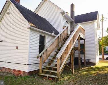 231 Newton Street - Photo Thumbnail 5