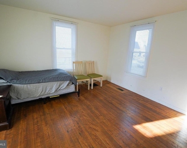 231 Newton Street - Photo Thumbnail 10