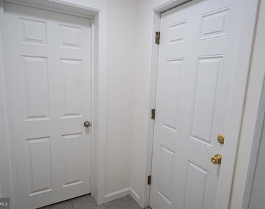 231 Newton Street - Photo Thumbnail 7