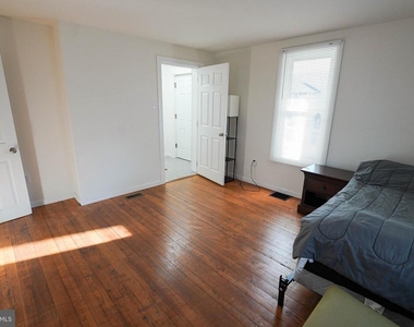 231 Newton Street - Photo Thumbnail 8