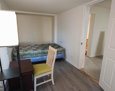 231 Newton Street - Photo Thumbnail 35