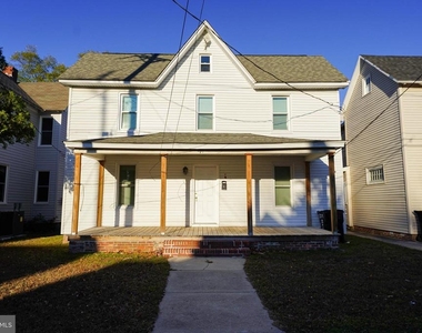 231 Newton Street - Photo Thumbnail 1
