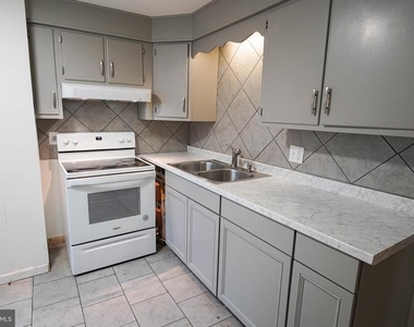 231 Newton Street - Photo Thumbnail 27