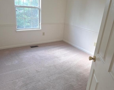 20319 Kellys Lane - Photo Thumbnail 12