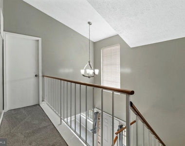 10477 Campus Way S - Photo Thumbnail 16